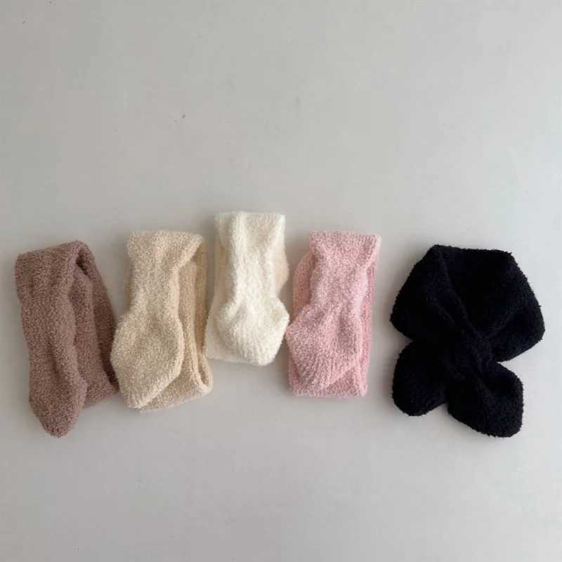 Scarves Wraps 0-6Y Baby Scarf Winter Knitted Plush Soft Cotton Solid Color Versatile Baby Windproof Outdoor Cross Scarves Warmer Neck Cover H241213