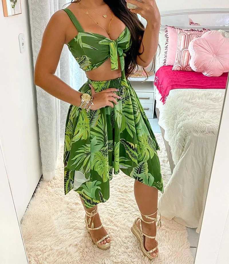 Women's Two Piece Pants Mini Skirt Set Women Strtwear New Spring 2024 Fashion Versatile Slveless 2 Piece Suits of Suspender Printed Dress for Fem