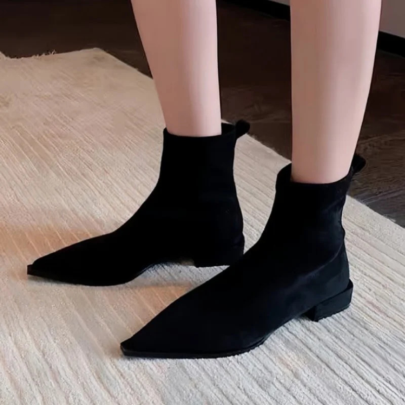 Womens suede Ankle Boots heel shoes fashionable and sexy Pointed Toe shoes womens Trend Snow Boots elegant walking dress Goth Mujer Botas 241213