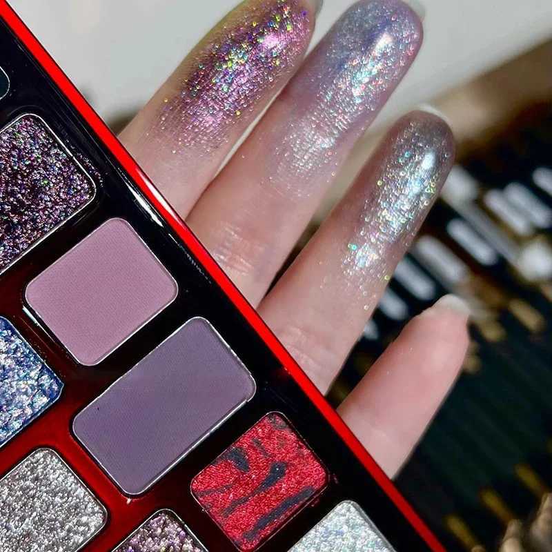 Diamond Pearl Punk Red Black eye shadow Makeup Palette Waterproof Lasting Matte Green Flash 6 Color eye shadow Makeup Palette W241213