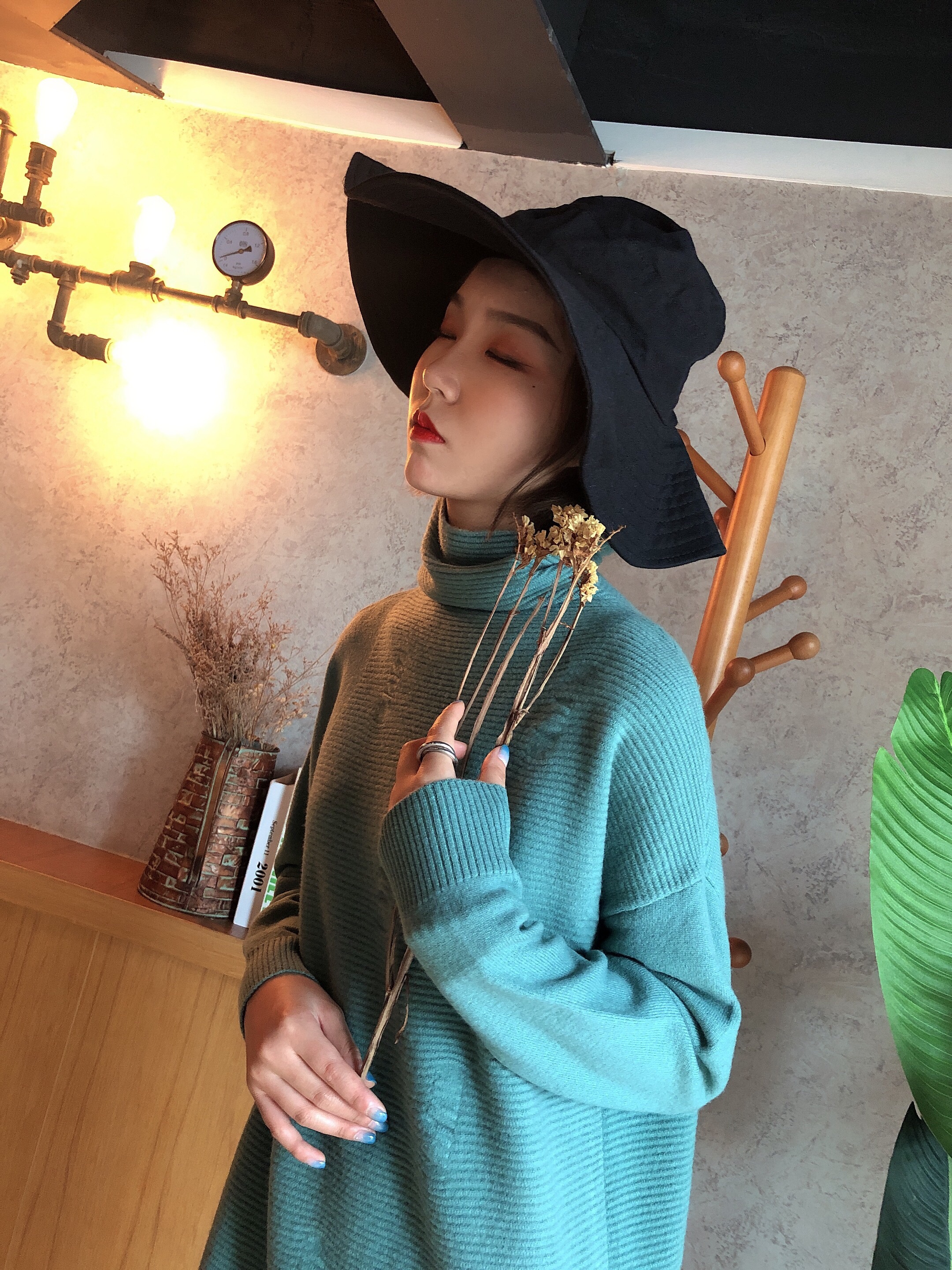 Bottom sweater for women autumn and winter stylish interior sweater high-end feeling slim fit wool sweater new fashionable top