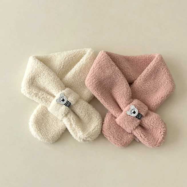 Scarves Wraps New Autumn Winter Children Cute Cartoon Bear Outdoor Warm Scarf Newborn Neckerchief Thicken Baby Boy Girls Soft Scarves for Kids H241213