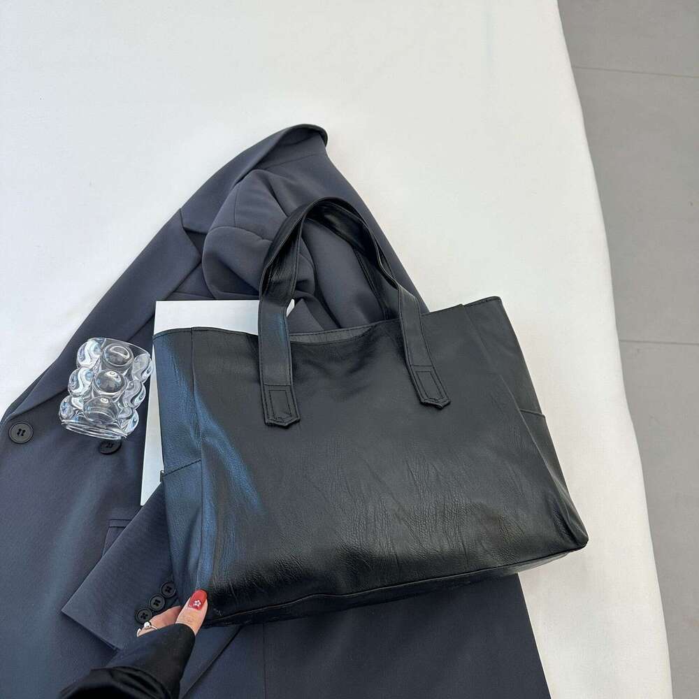 Retro Soft Leather Tote Simple And Versatile, Fashionable Shoulder Bag, Cross-Border Light , High-End, Large Capacity Commuting Handbag