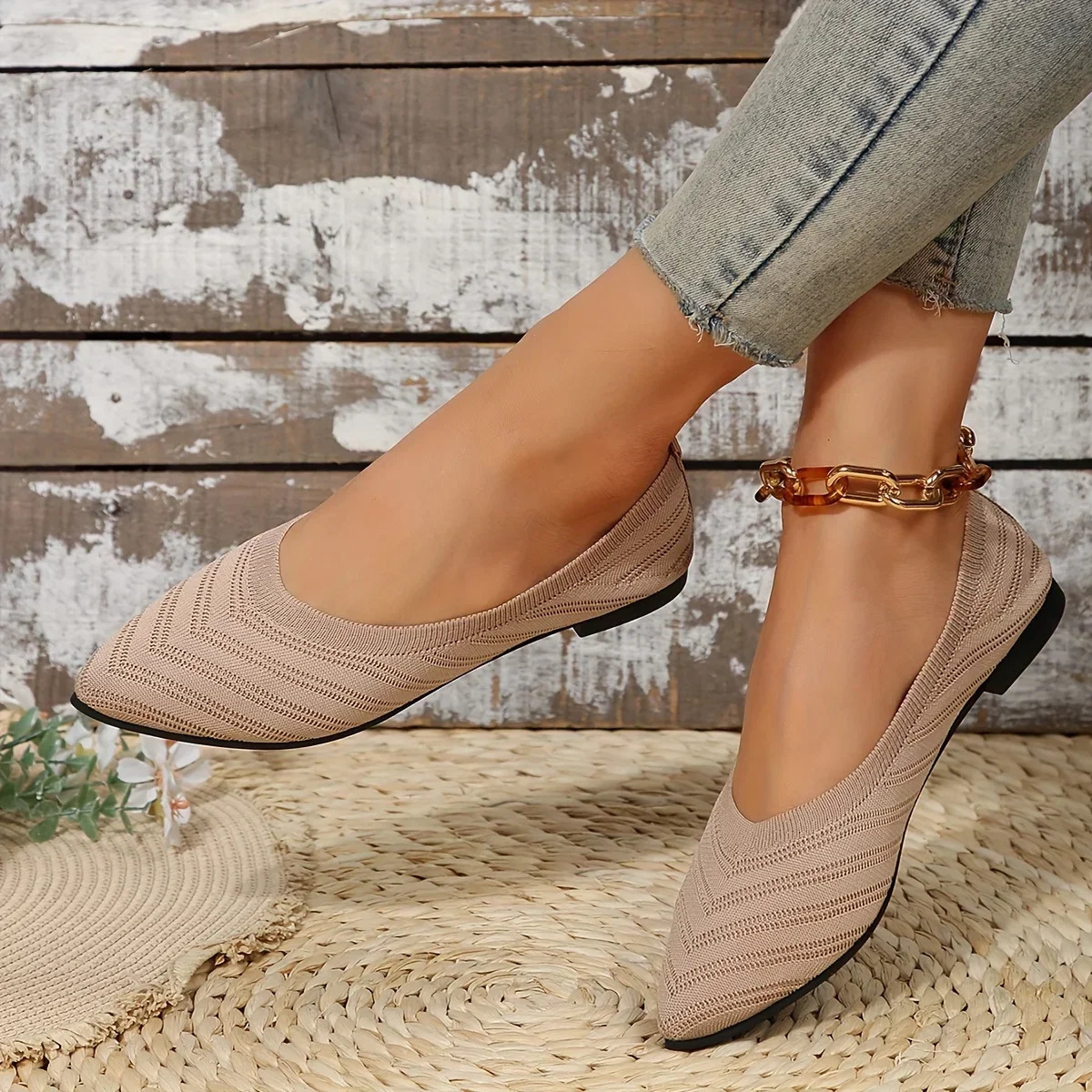Ballet dancer womens flat shoes comfortable and non slip womens Loafers Pointed Toe flat shoes elegant butterfly bow womens single shoes female shoes 