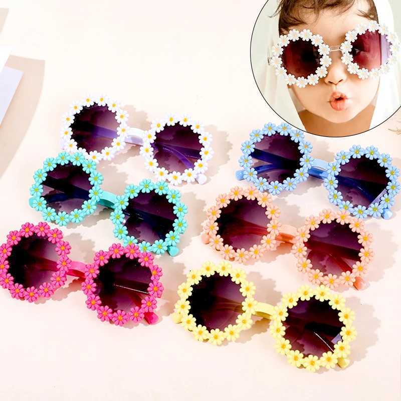 Sunglasses New Sunflower Round Glasses for Children Kids Outdoor Sun Protection Sunglasses Girls Makeup Birthday Party Favors H241213