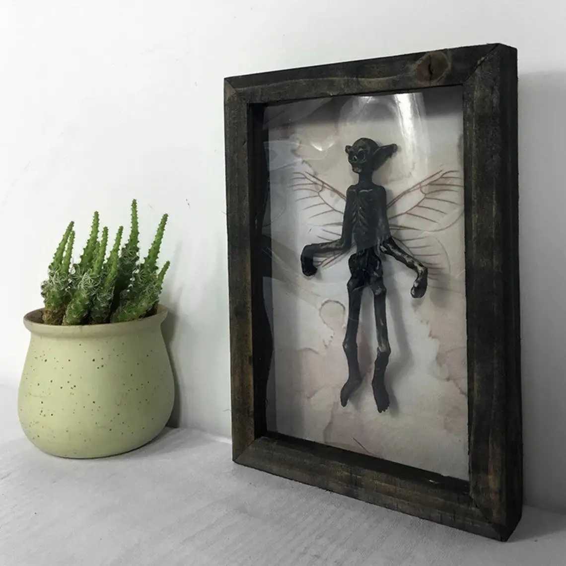 Gothic he decor mmified fairy Fairy skeleton Witchy decor Fairy specimen Statue Picture Frames Display Painting 2023 Y241212