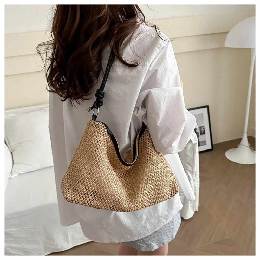 Handmade Braid Straw Bag Large Capacity Summer Beach Shoulder Women Girls Fashion Handbag Rattan Woven Tote for Ladies 241203