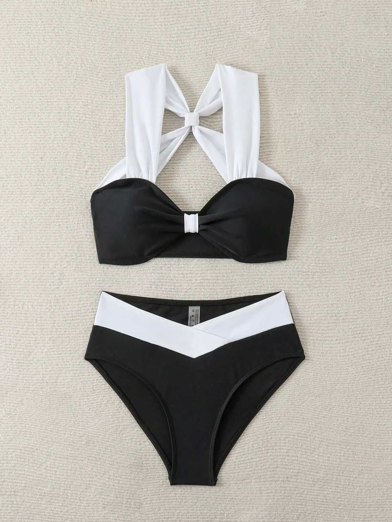 Summer Beach Ladies Black and White Color Matching Sexy ss Cross Bikini Set V-Shaped Swimsuit Bottoms for Swimming PoolsXJ241212