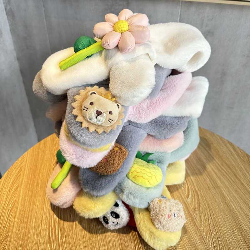 Scarves Wraps Cute Cartoon Baby Scarf Winter Warm Plush Scarves for Toddler Boy Girl Korean Kawaii Bear Rabbit Doll Kids Fur Neckerchief H241213