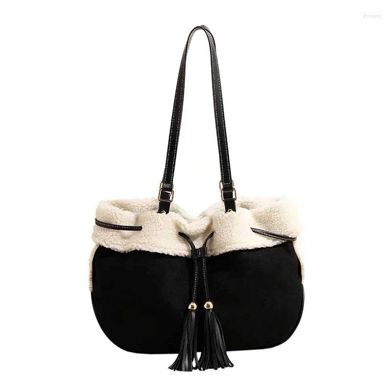 Totes Fashion Casual Faux Suede Shoulder Bags Tassel String Unique Design Winter Sense Of Handbags For Women 2025 Super Cool zhanyishengli