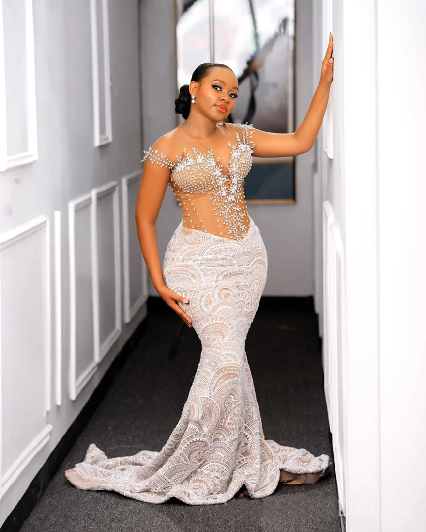2024 Plus Size Mermaid Wedding Dresses Bridal Gowns for Bride With Detachable Train Illusion Sheer Neck Beaded Lace Ruffles Wedding Gowns for African 
