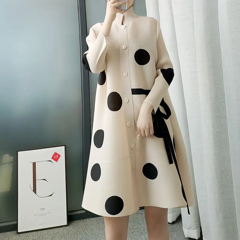 Wool Blends Pleated Ladies Windbreaker Jacket Autumn Singlebreasted Stand Collar Lightly Cooked Print Polka Dot 241213