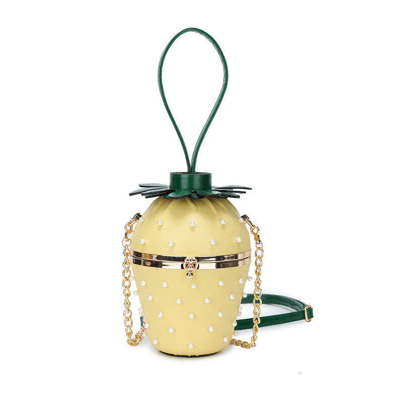 Small niche design women's Forest style personalized rivet pearl crossbody box bag ins strawberry shaped handbag 2024 new casual versatile fashio