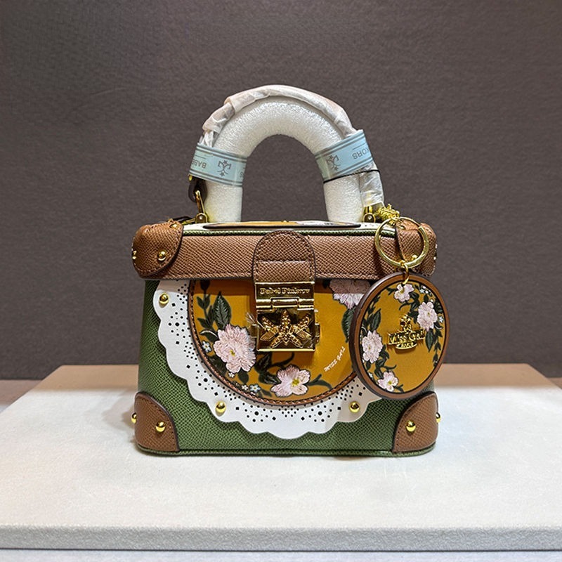 French Version Simulation Leather Texture Women Crossbody Bags New Niche Bucket Shoulder Box Bag Fashion Commuting Handbags PU Cartoon