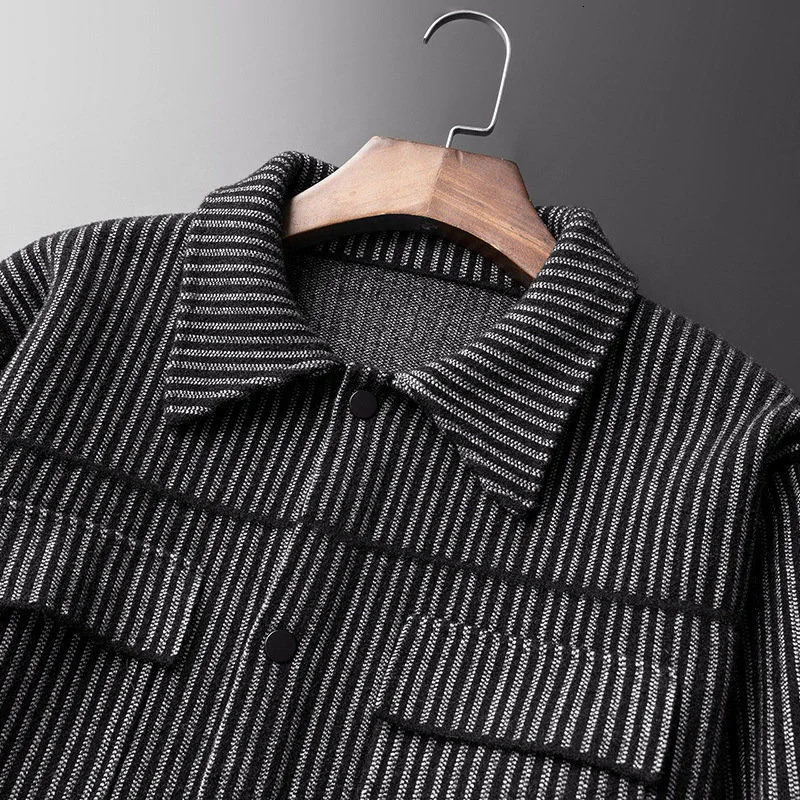 autumn and winter highend wool jacket mens Lapel trend handsome striped coat sweater casual wear 241213