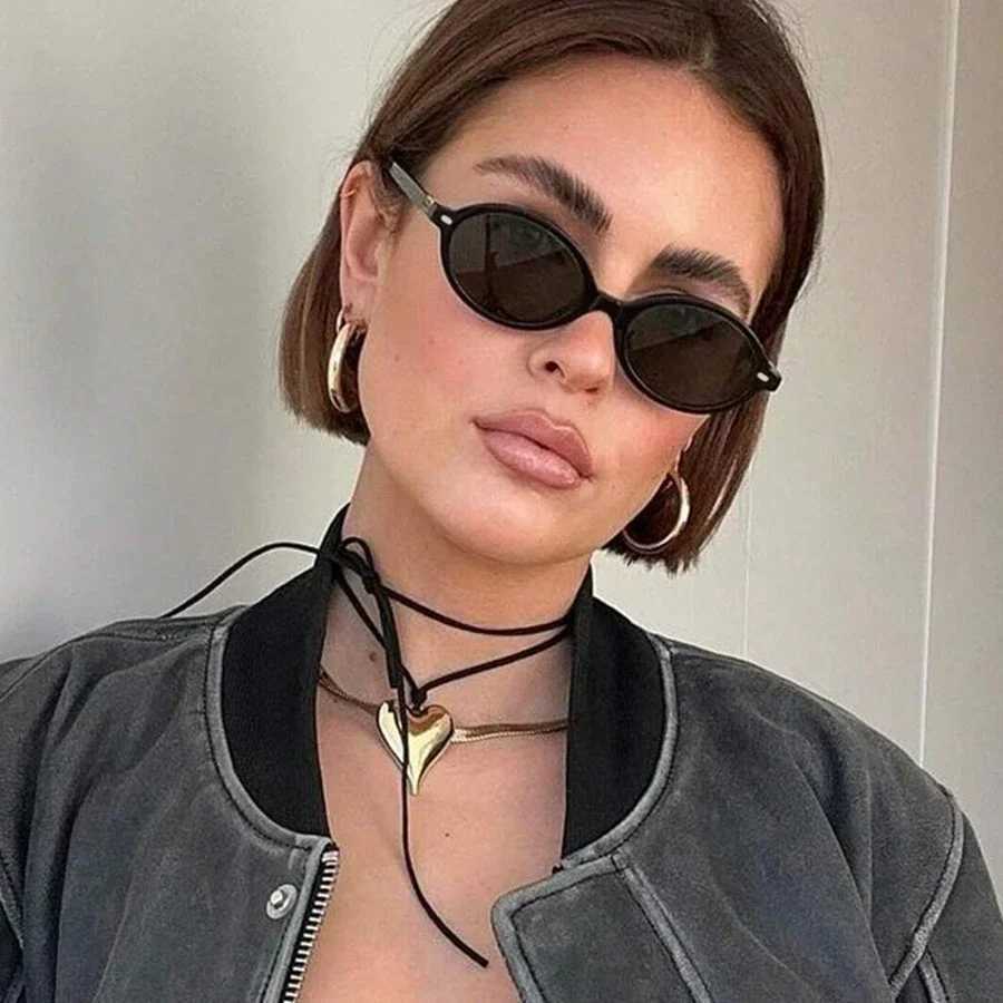 Retro Small Oval Sunglasses Women Men Rivets Shades Fashion Eyewear Luxury Sun Glasses UV400 FemaleX241213