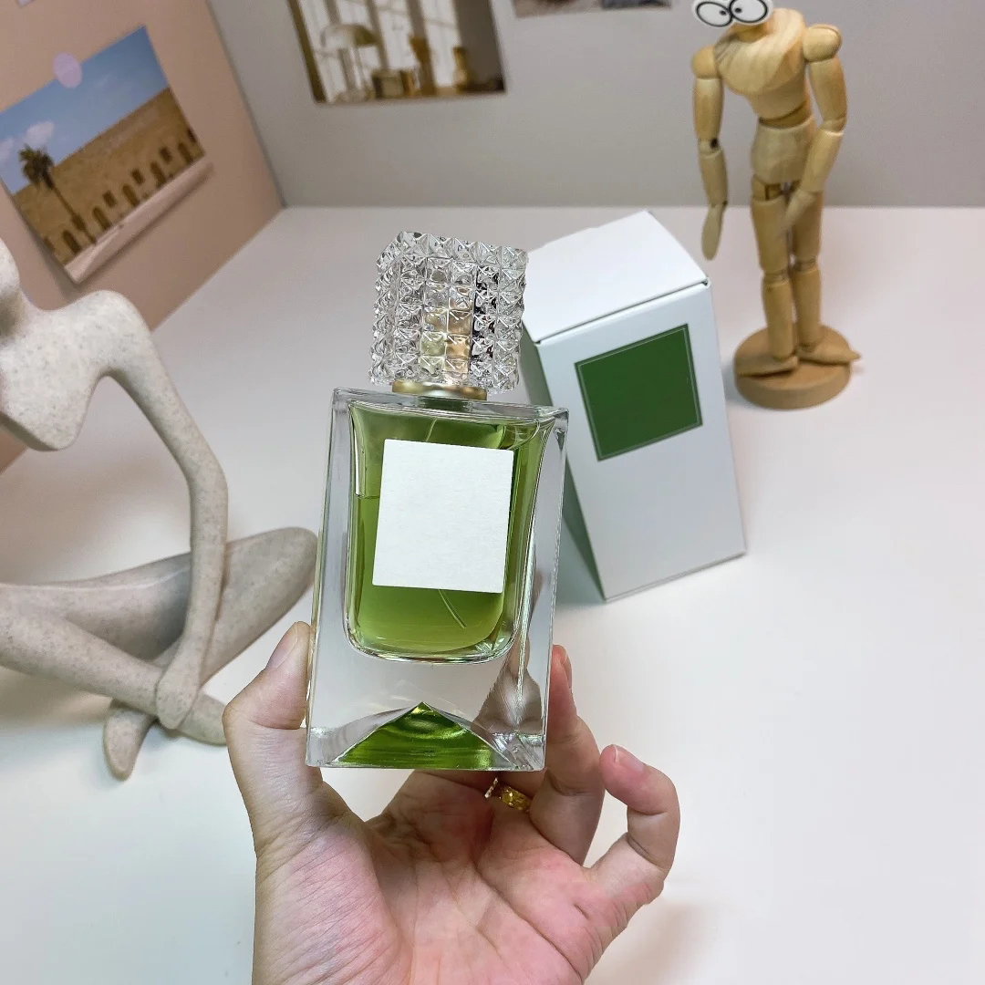 New Born in Roma Perfume Club Couture Punk Romantic Ro ckstud Noir Bianco Fragrance 1 00ml Men Woman Eau De Parfum Long Lasting Smell EDP Cologne Spra