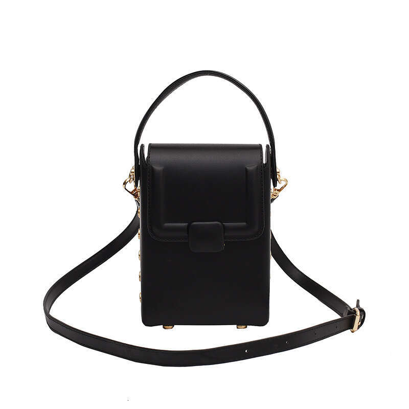 Niche Rivet Contrasting Bag For Women's Spring, New Korean Version, Hand-Held Small Square Vertical Style, Western-Style Single Shoulder Crossbod