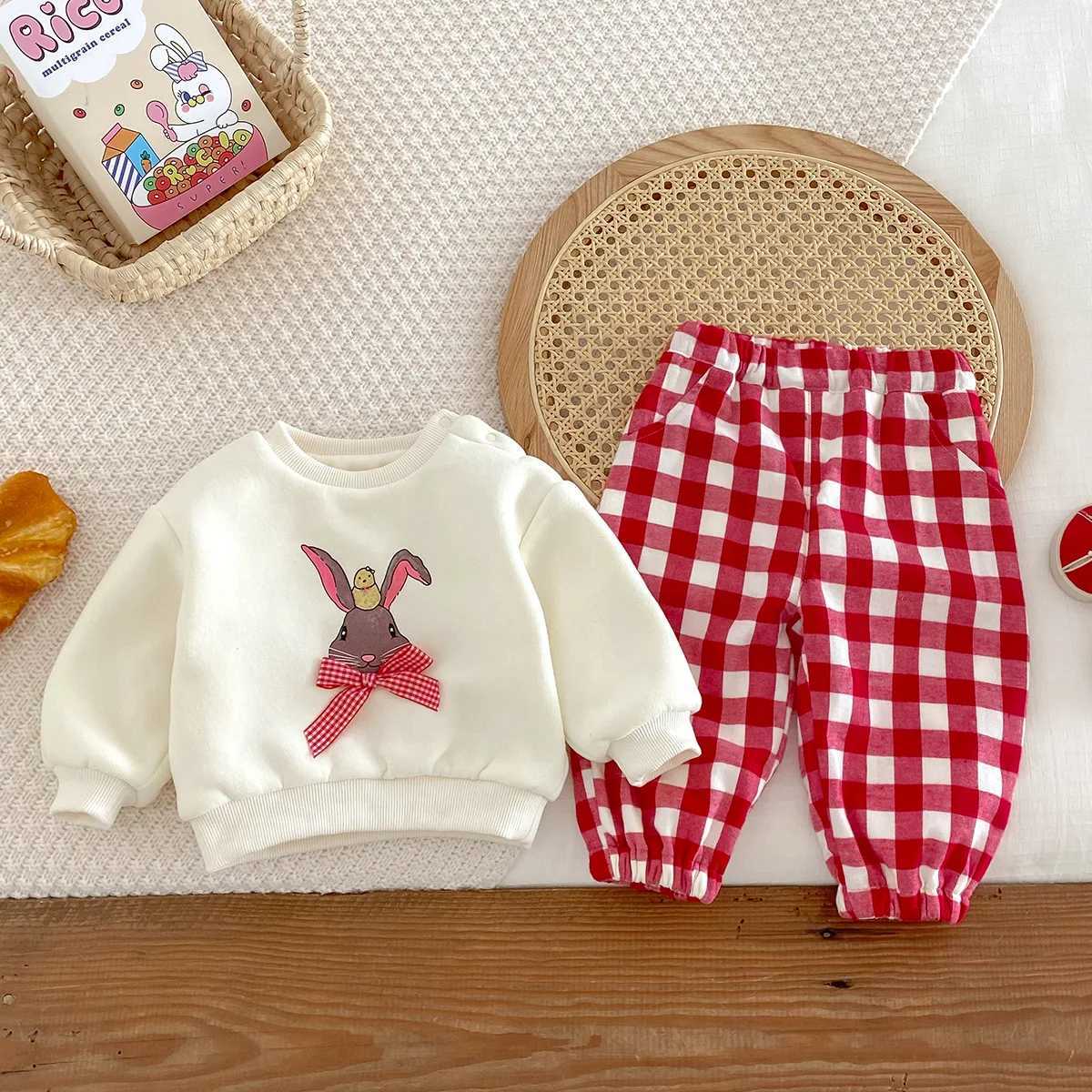UNIFEMEN 2024 Winter Baby Girls 2PCS Clothing Set Cotton Rabbit Knot Top Wool Flat Pants Set Preschool Girls Track and Field Clothes W241213