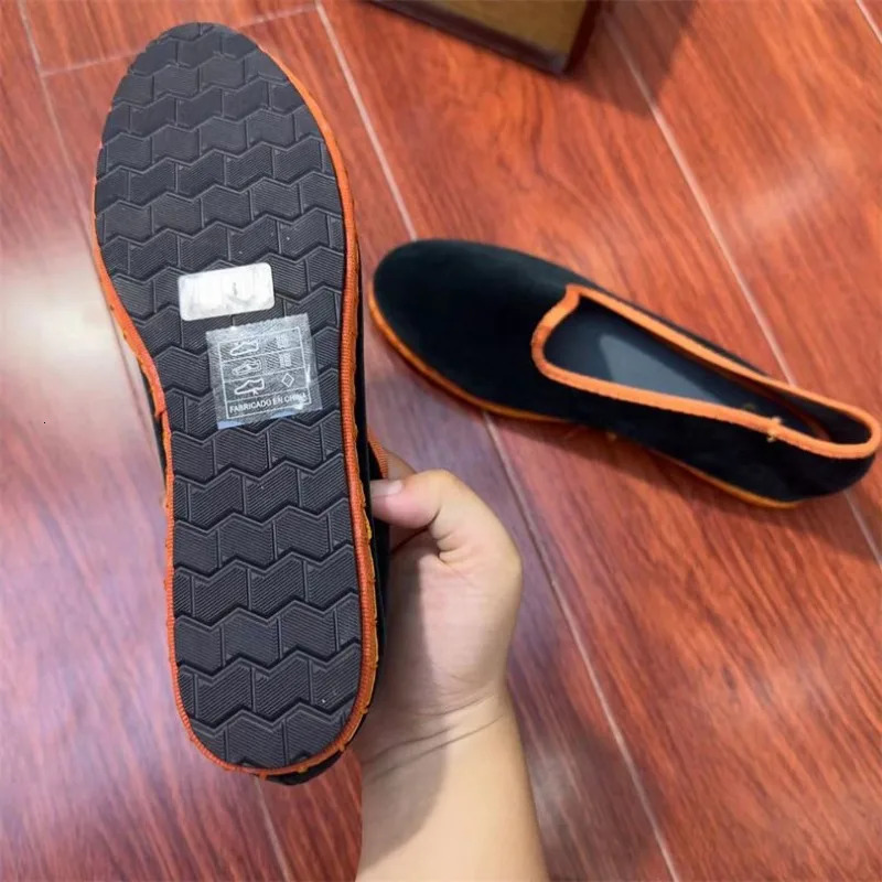 Womens casual flat shoes velvet soft canvas black coat spring and autumn smooth light womens shoes 241213