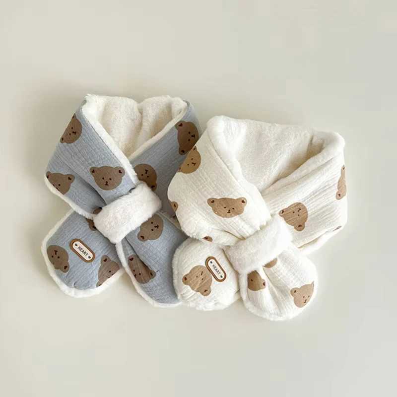 Scarves Wraps Cute Bear Baby Scarfs Winter Fleece Neck Warmer Cross Scarves for Girls Boys Toddler Kids Warm Accessories Korean 1-6 Years Old H241213