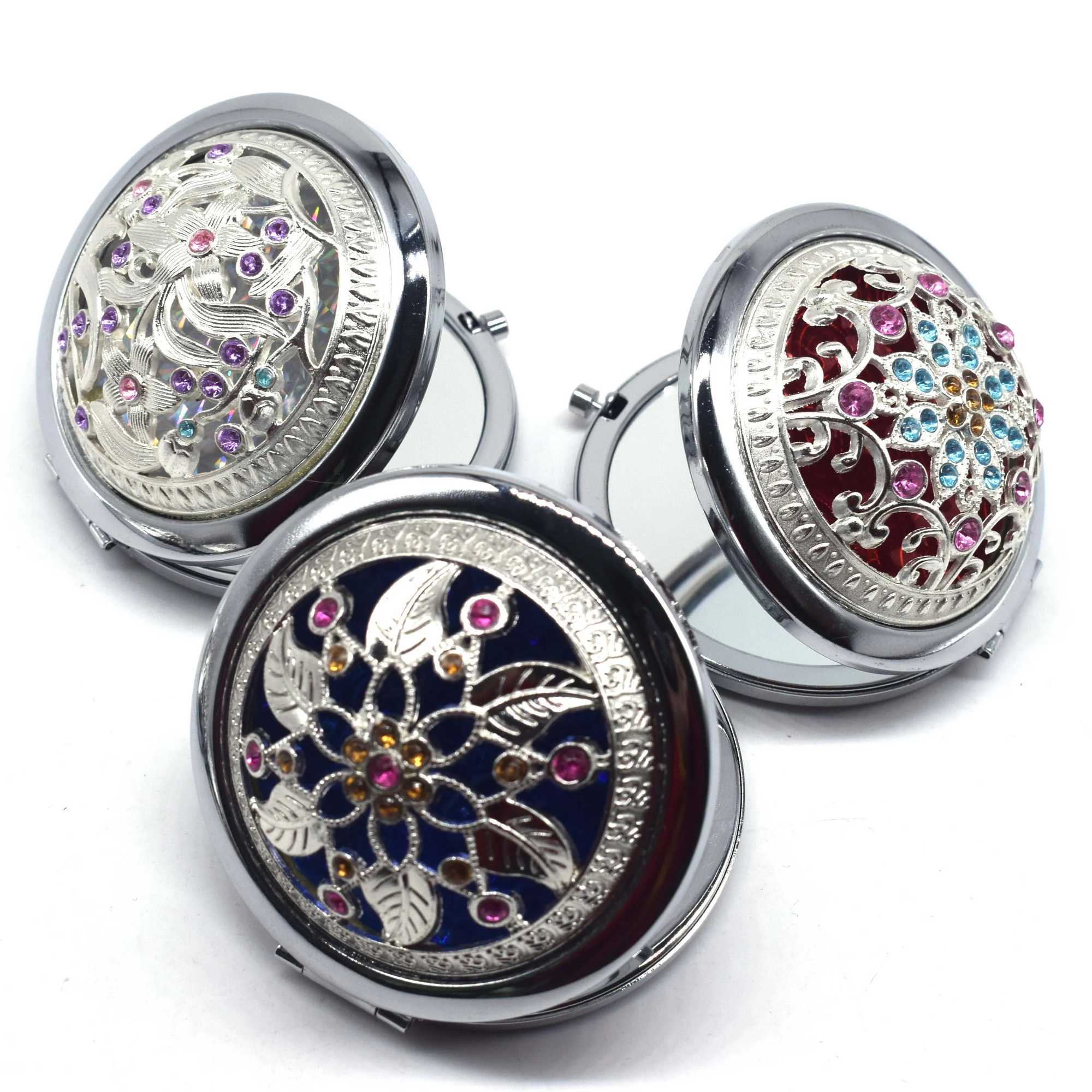 Vintage Silver Hollow Pocket Mirror Mini Women Girls Metal Double-Side Folding Cosmetics Mirrors for Personalized Wedding GiftsXJ241213