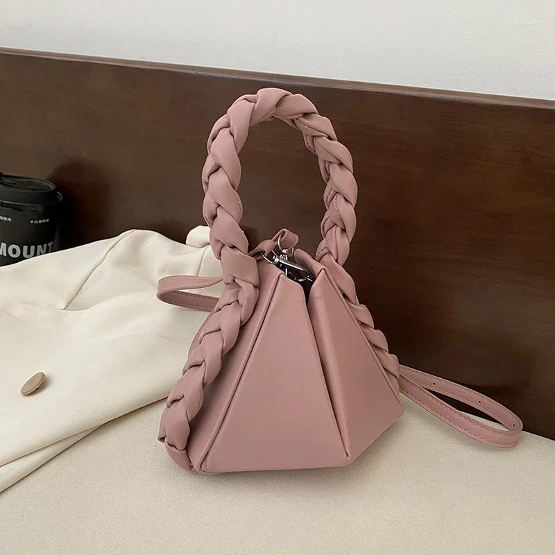 Free Shipping Totes PU Unique Design Square Shoulder Bags Solid Triangle High Quality Hand For Women 2024 Fashion Versatile Designer Designer Bag Luxu