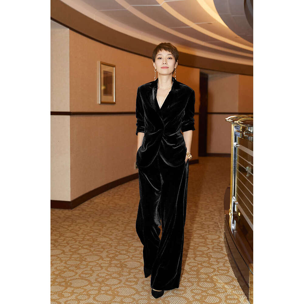 Ladies' Suit Autumn Fashion Elegant Casual Women Veet Pantsuits Vintage Slim Solid Jackets High Waist Pants 2 Pieces Set Female Outfits New