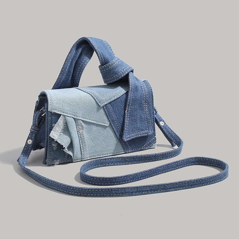 UR Simple Denim Small Square for Women 2023 New Style Trendy High end Versatile Fashion Single shoulder Women's Bag
