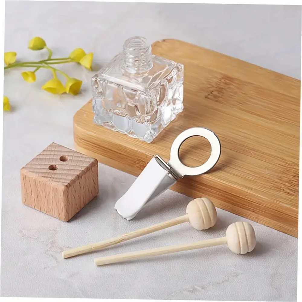 0.27oz Water Cube Air Outlet Perfume Empty Bottle Car Glass Diffuser Bottle Wooden Cap ener With Clip Vehicle Fragrance DecXJ241213