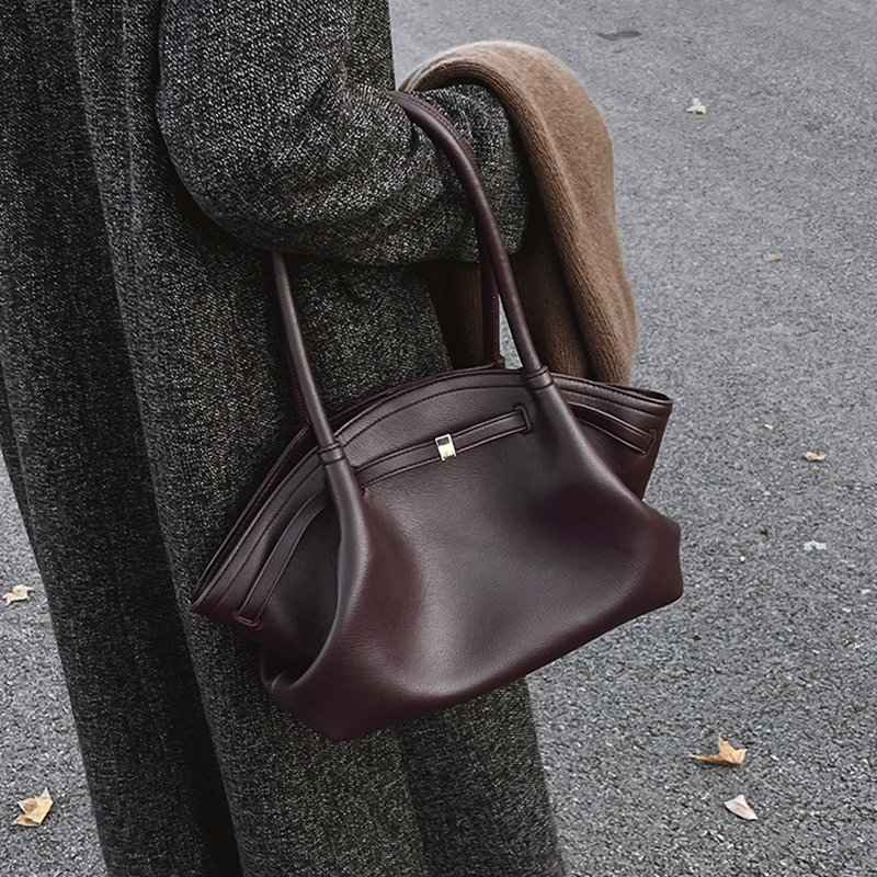Large Capacity Tote For Women 2025 Spring/Winter New Commuting Lazy Style Vegetable Basket One Shoulder Dumpg Bag