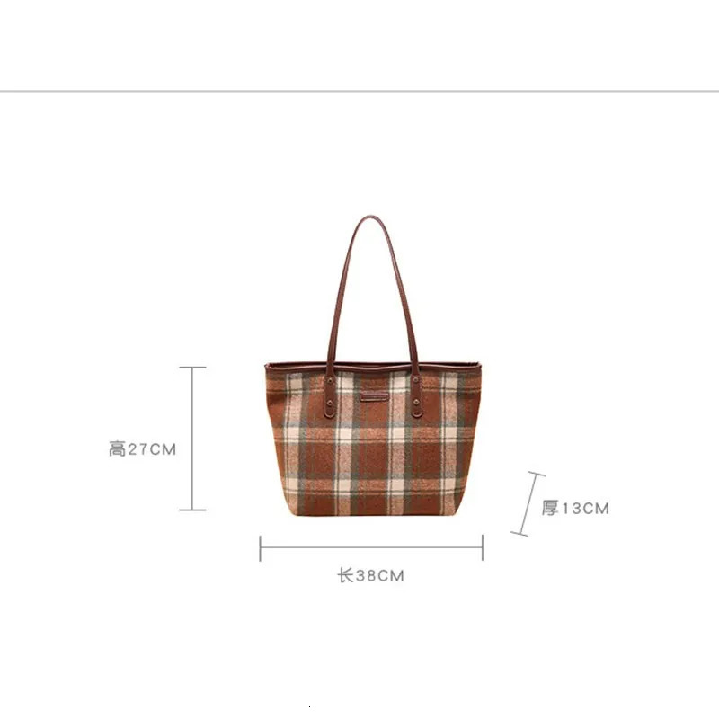 Checkered Large Bag for Womens Autumn/Winter Trendy Korean Retro Tote Bag Academy Style Large Capacity Bag 241206