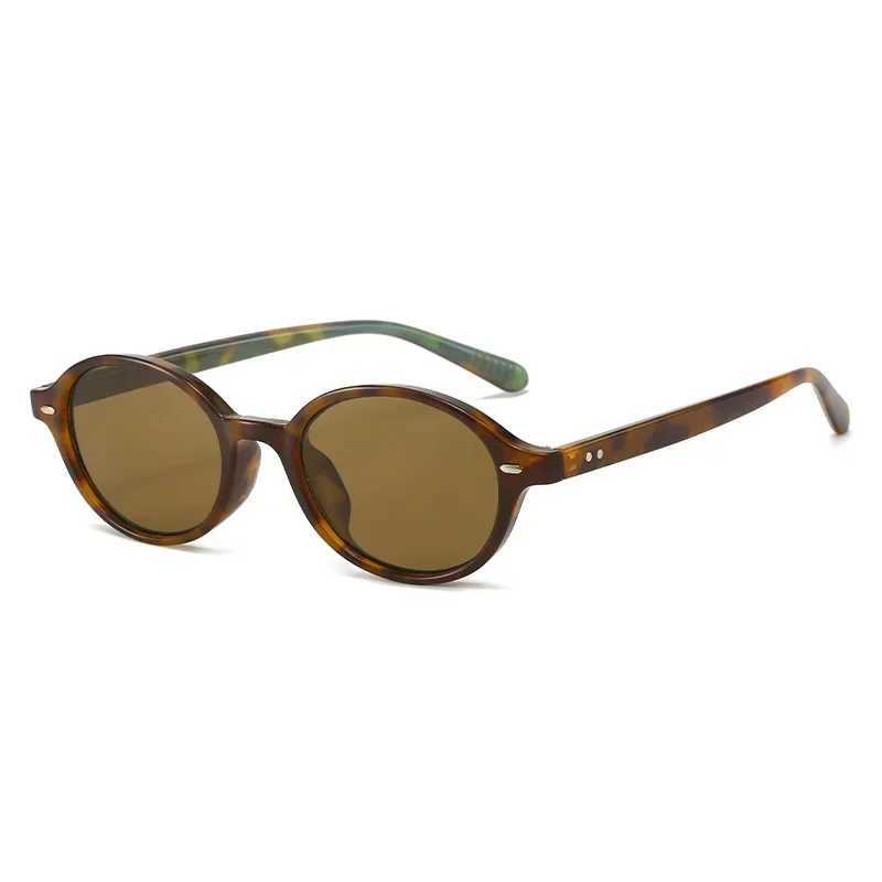 Retro Small Oval Sunglasses Women Men Rivets Shades Fashion Eyewear Luxury Sun Glasses UV400 FemaleX241213