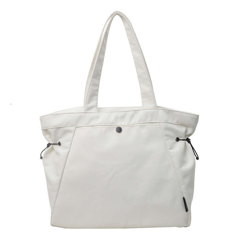 Nylon Cloth Women's New Style, Popular This Year, Large Capacity Tote Summer Versatile Single Shoulder Class Commuting Bag, Fashionable Quality, 