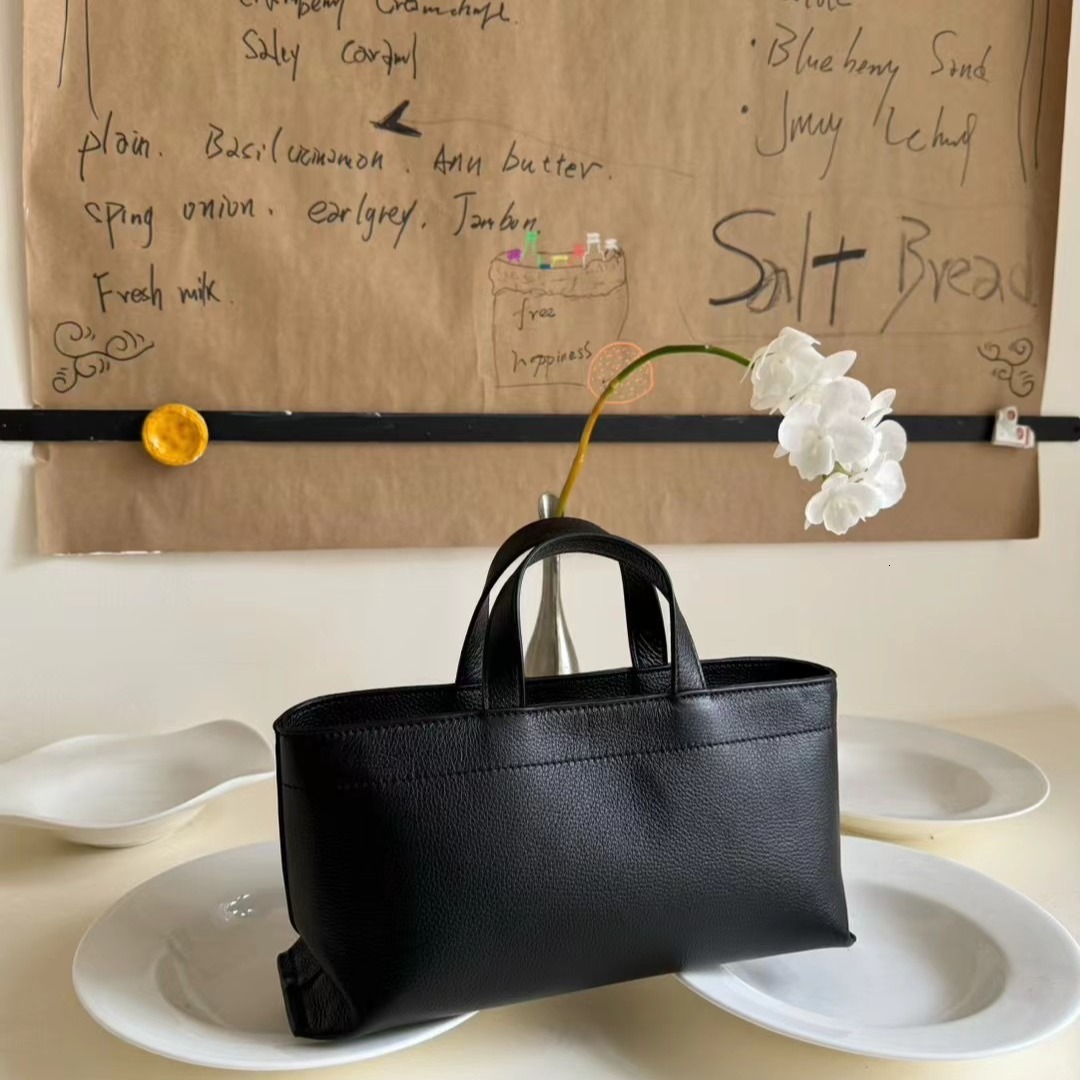 FIRMRANCH Minimalist Stylish Commuting Women's Handbag Soft Texture Top Layer Cowhide Single Shoulder Diagonal Tote Basket Purse
