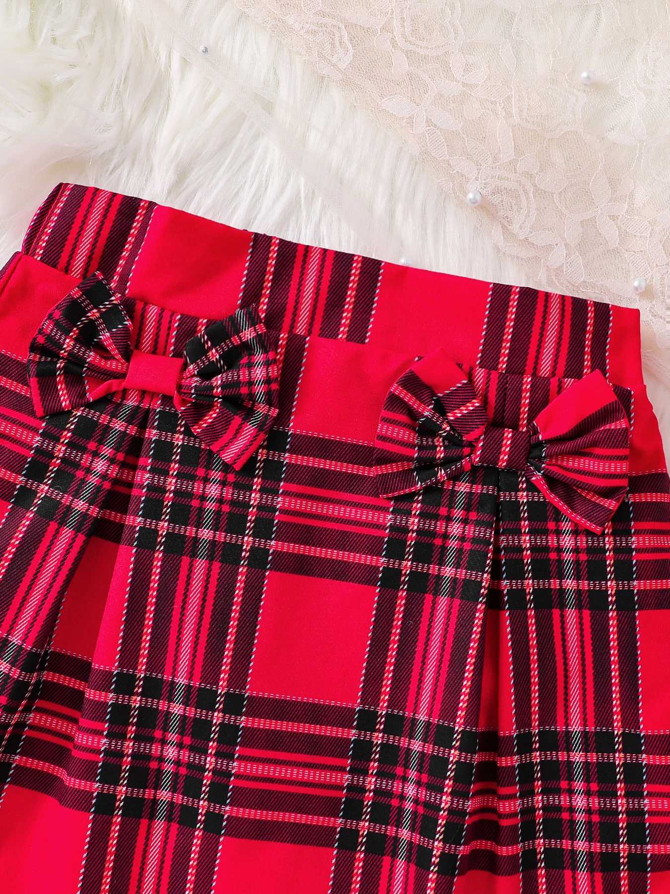 Childrens Spring/Summer New Girl Fashion Cute 3-Piece Knitted Red Tank Top+Lace Collar Lining+Checkered Half Skirt W241213
