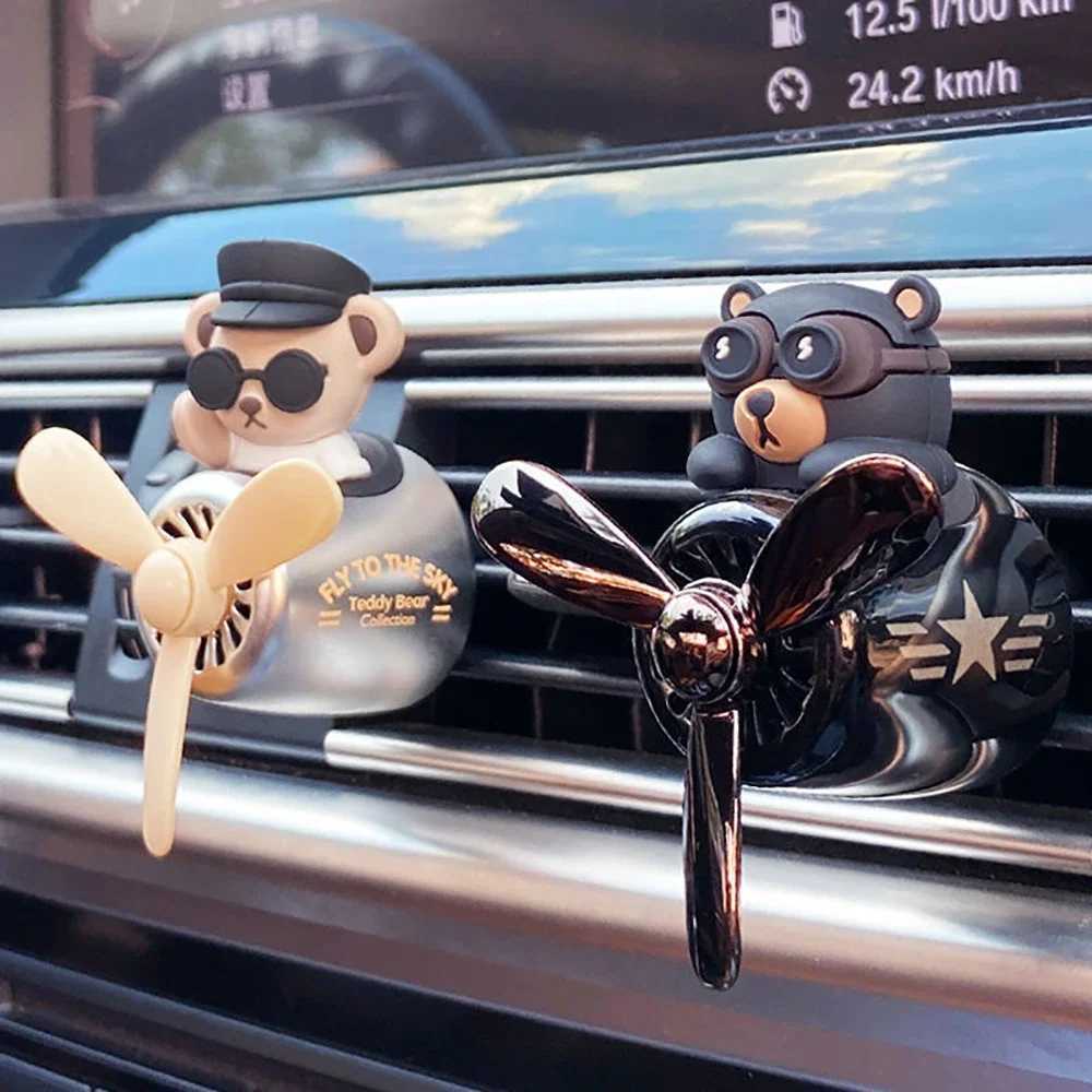 Car Air ener Bear Pilot Rotating Propeller Aroma Interior Perfume Diffuser Outlet Fragrance Ornament Car AccessoriesXJ241213