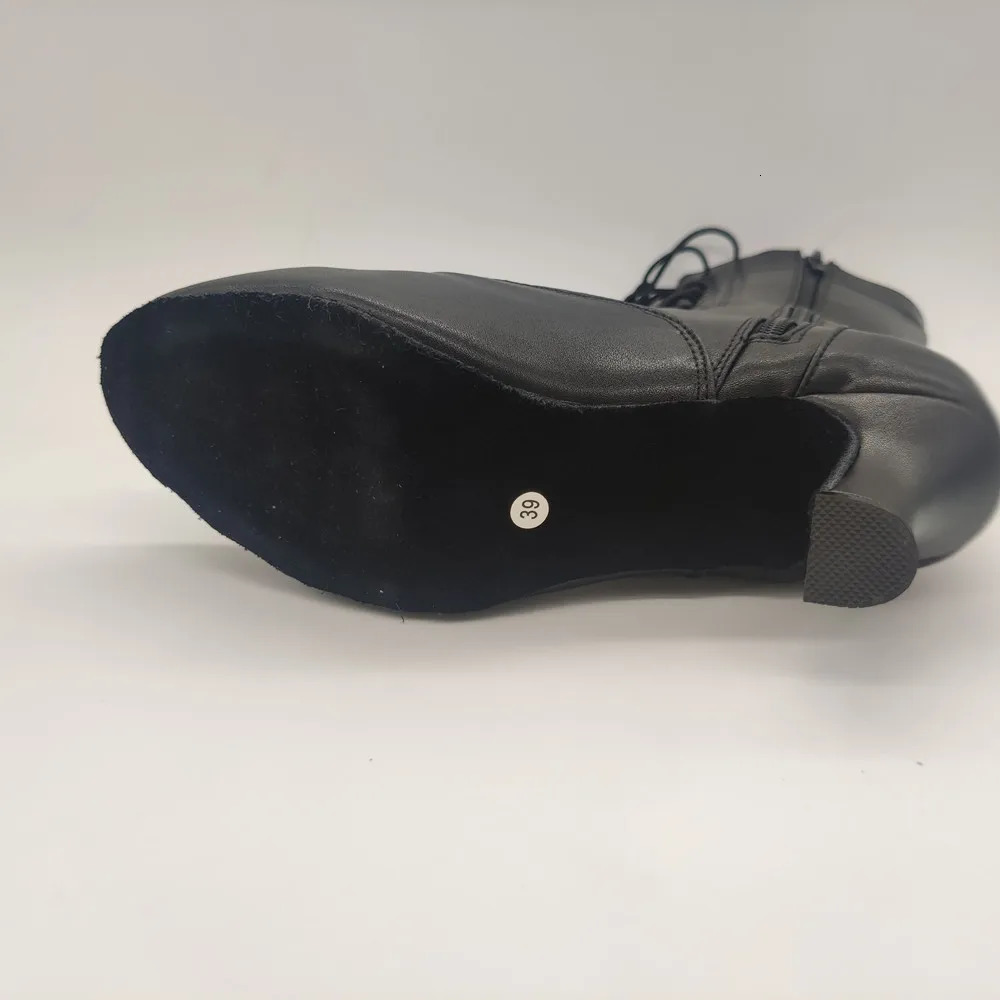 Womens OEM Latin dance shoes 7cm Cuban ballroom salsa Latin salsa club party ballroom dance shoes 241213