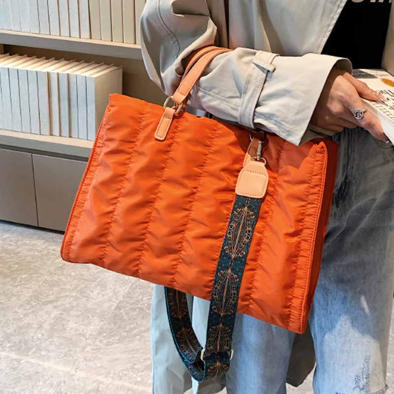 Big retro tote bag winter Warm Down cotton handbags for women Shoulder Messenger Bags Shopper bag wallet 241205