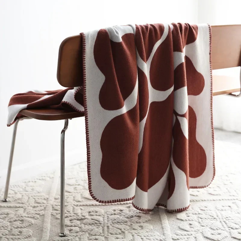 Jacquard Cashmere Throw Blanket Soft Leisure Bedspread Home Decor Sofa Cover Nordic Classic Shawl y Warm 241213