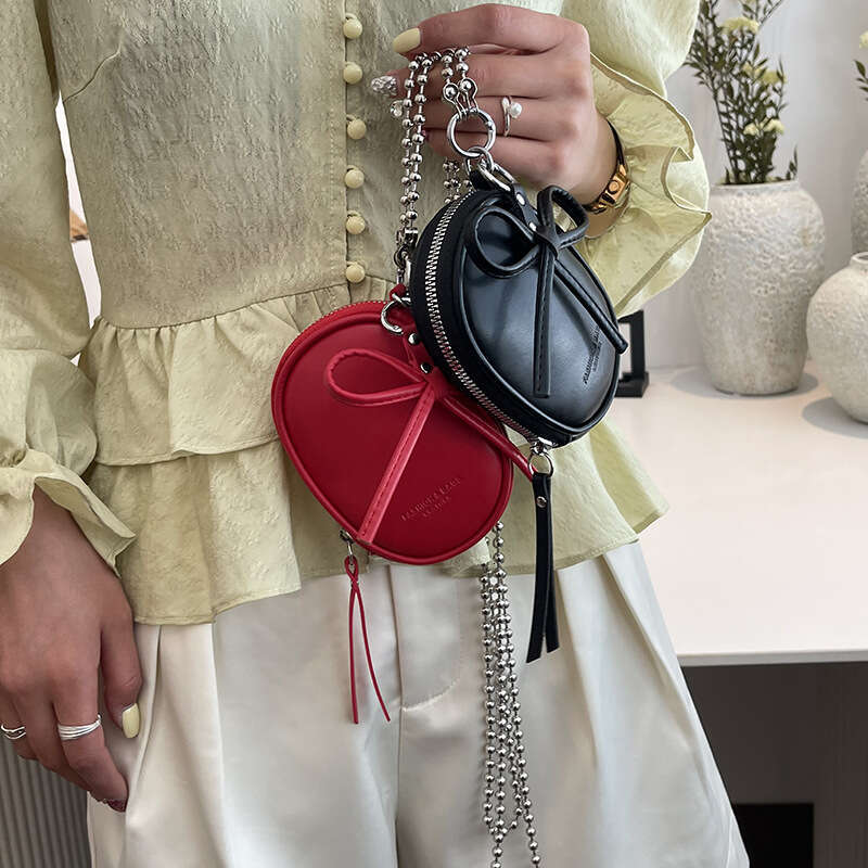 Mini bags for women summer niche spicy girl style chain crossbody headphones key holder red envelope 2024 new casual versatile fashion clothing
