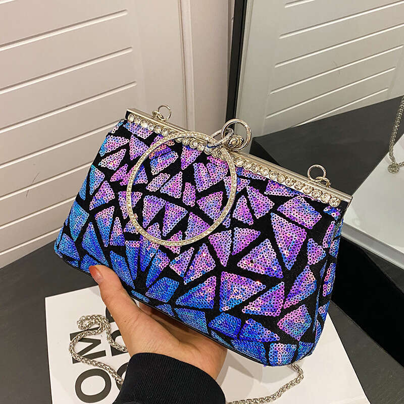Bag women in 2024, with high-end feel a clip on handle. Small square bag for niche evening wear, dinner party single shoulder crossbody bag. 2024 new 