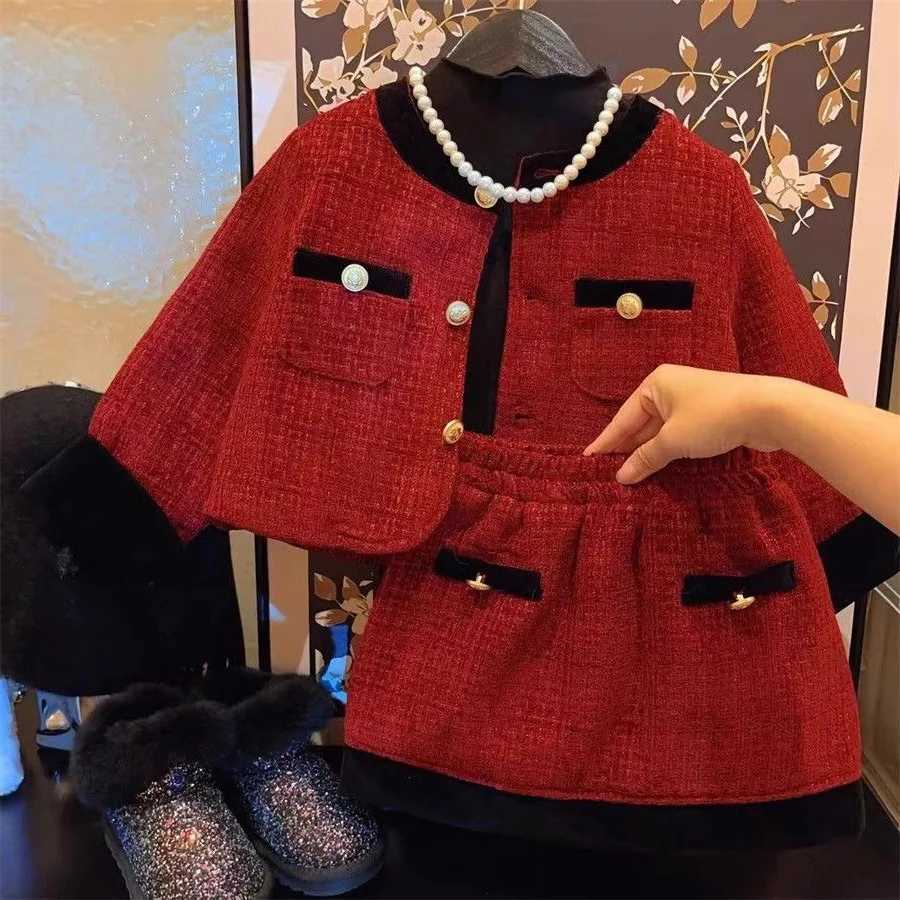 1-8Y Girls Winter New Year Clothing Set Cotton Mat Exquisite Button Childrens Girls Coat A-line Splicing Childrens Girls Skiing Clothes W241213