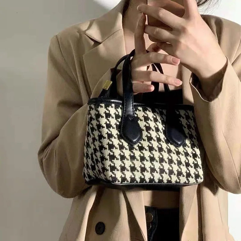 Winter New Thousand Bird Grid Small Bag Women's Vegetable Basket Handbag Mobile Phonesmall And Versatile One Shoulder Crossbody