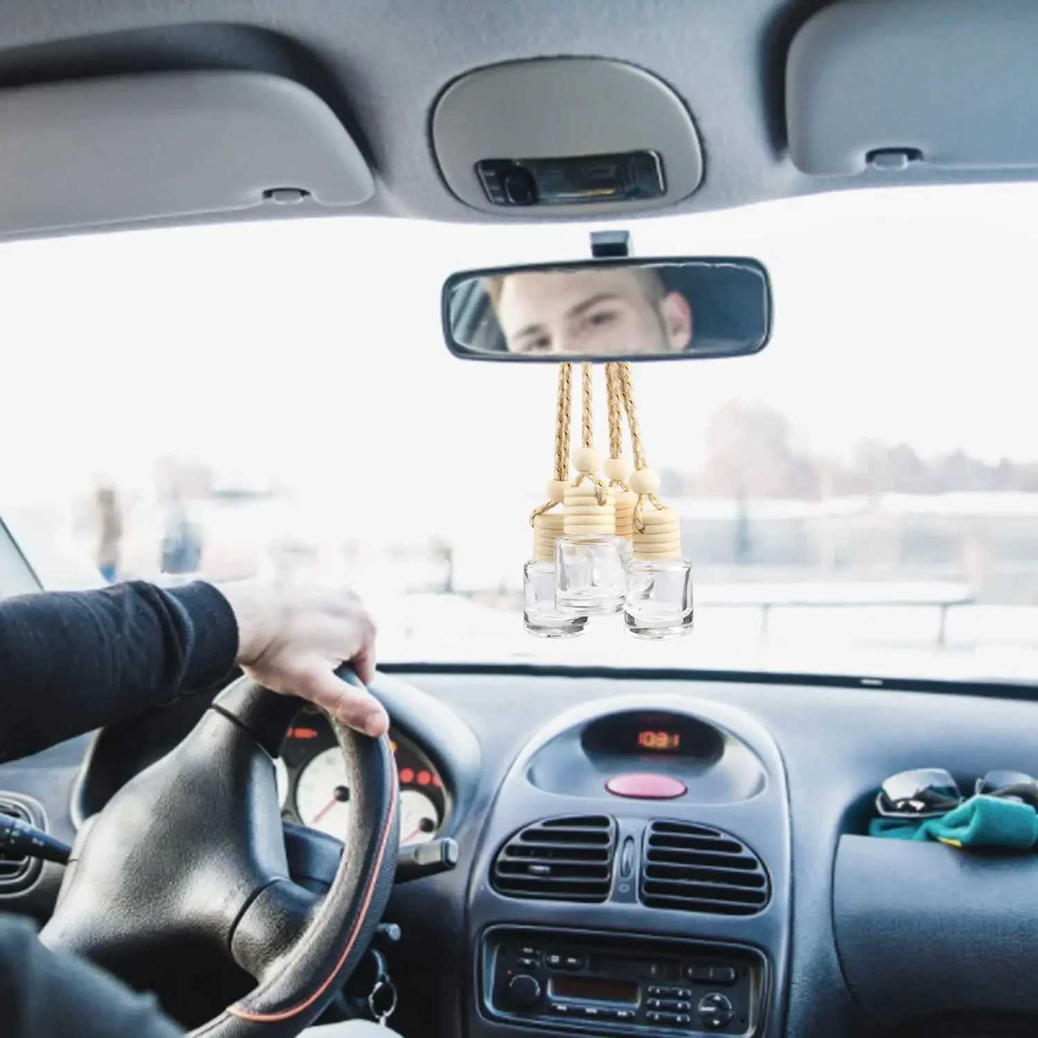 10Pcs 8ml Hanging Car Air ener Diffuser Empty Pendant Perfume Aroma Bottle Clear Glass Refillable Ornament VialsXJ241213