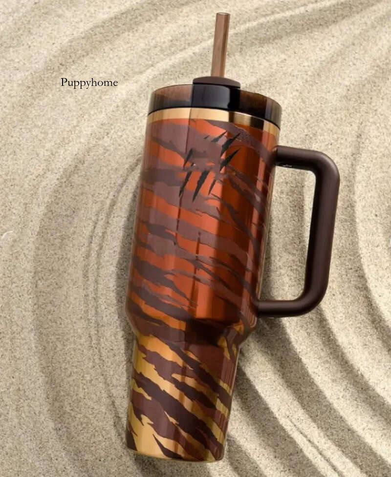 US Stock Tyla Tyger 40oz TUMBLER Love Shack Fancy Christmas Limited Mug Stainless Steel Tumbler with Bow Silicone Handle Lid and Straw Cups Mugs 0509