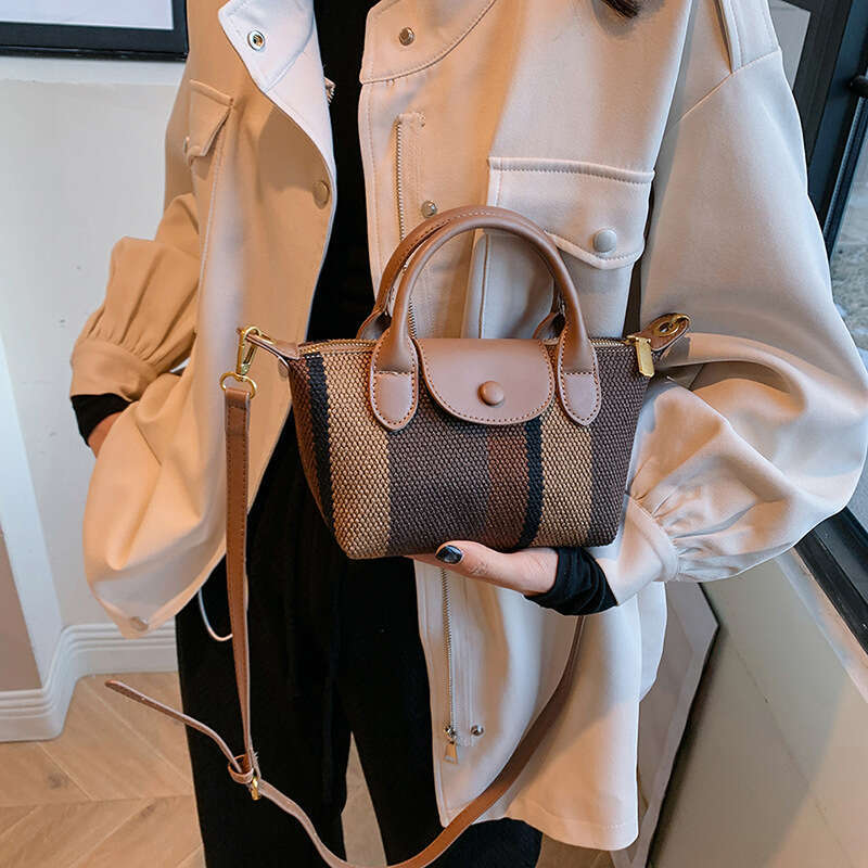 Women's New Korean Version Hand-Held Dumpg Trendy, High-End Texture Fabric Striped Shoulder Crossbody Bag Fashionable, Quality Classic