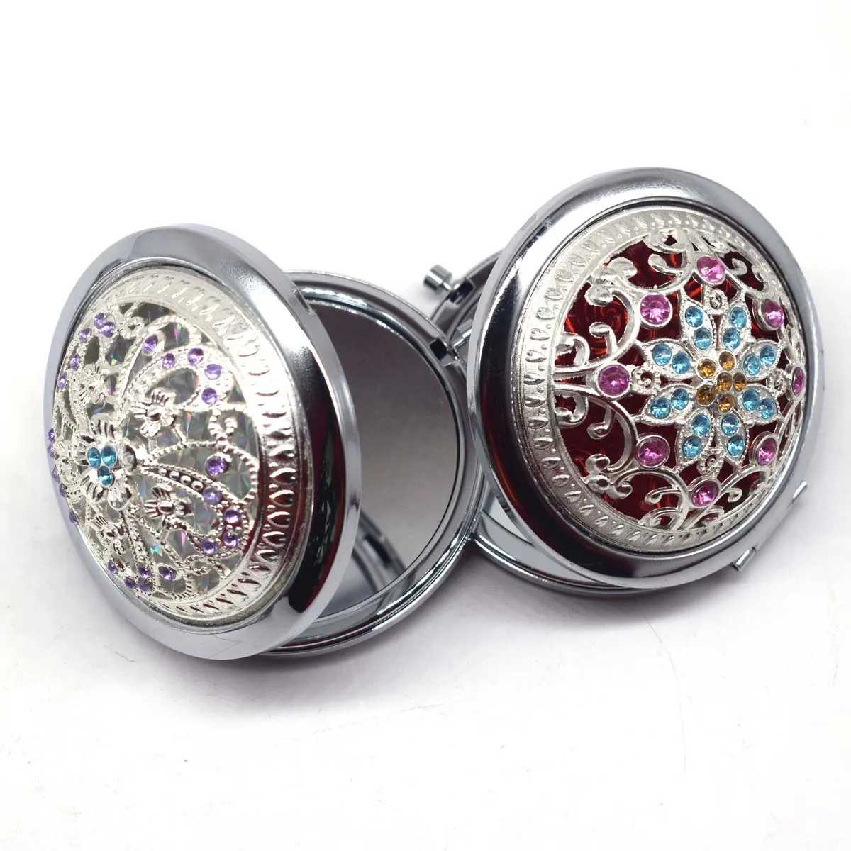 Vintage Silver Hollow Pocket Mirror Mini Women Girls Metal Double-Side Folding Cosmetics Mirrors for Personalized Wedding GiftsXJ241213