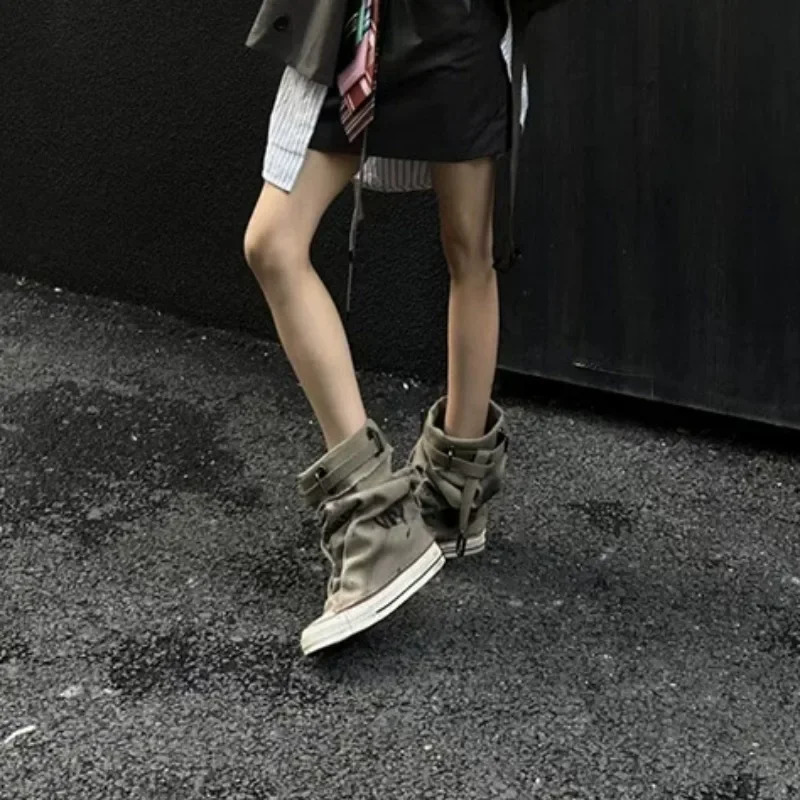 Womens Graffiti Boots Top Canvas Shoes 2024 Autumn Pants Leg Boots Thick Bottom Non slip Buckle Fashion Boots 241213