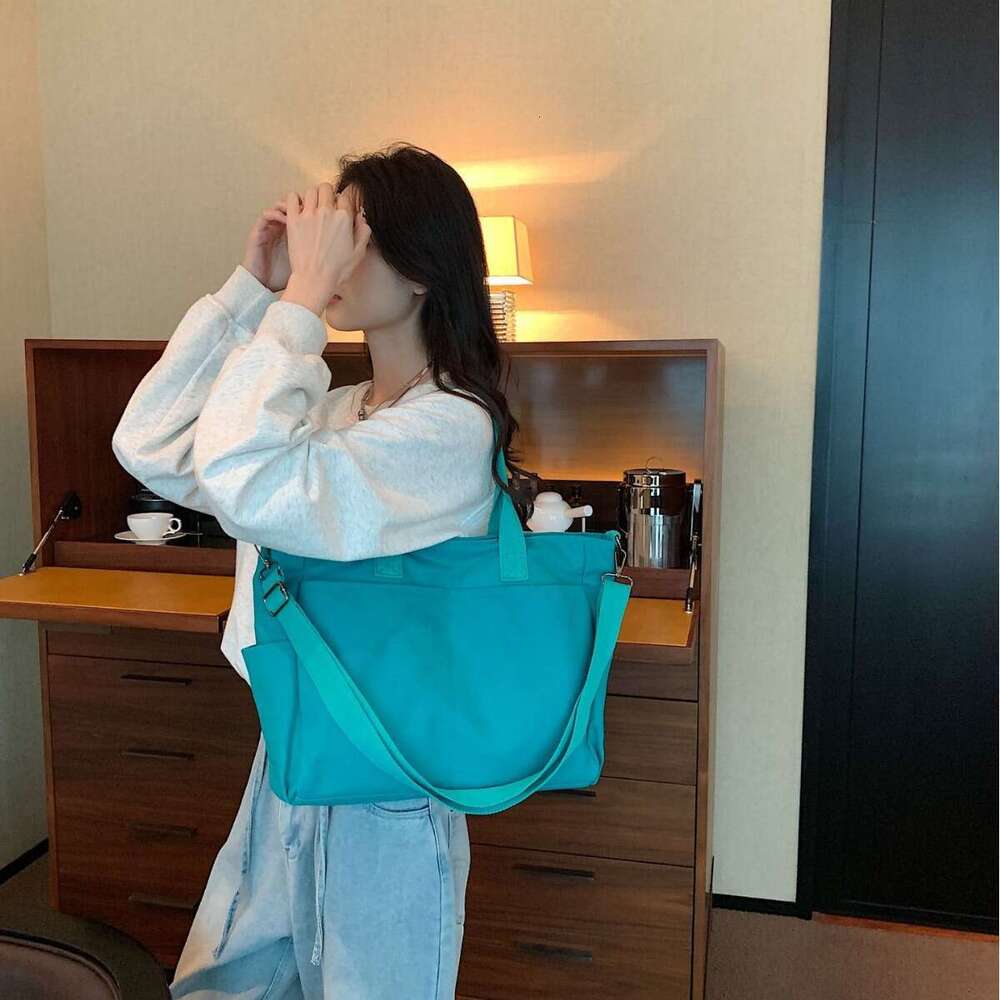 Large Capacity Canvas Solid Color Bag, Women's Single Shoulder Crossbody Handbag, Simple And Trendy College Student Class Bag